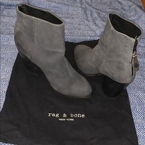 Rag & Bone Gray Suede Round-Toe Ankle boot